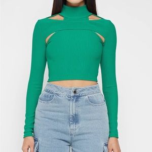 MANIÈRE DE VOIR High Neck Ribbed Crop Top - Green